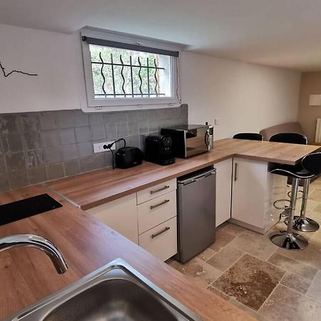 La Casita Lägenhet Saint-Étienne-du-Grès Exteriör bild