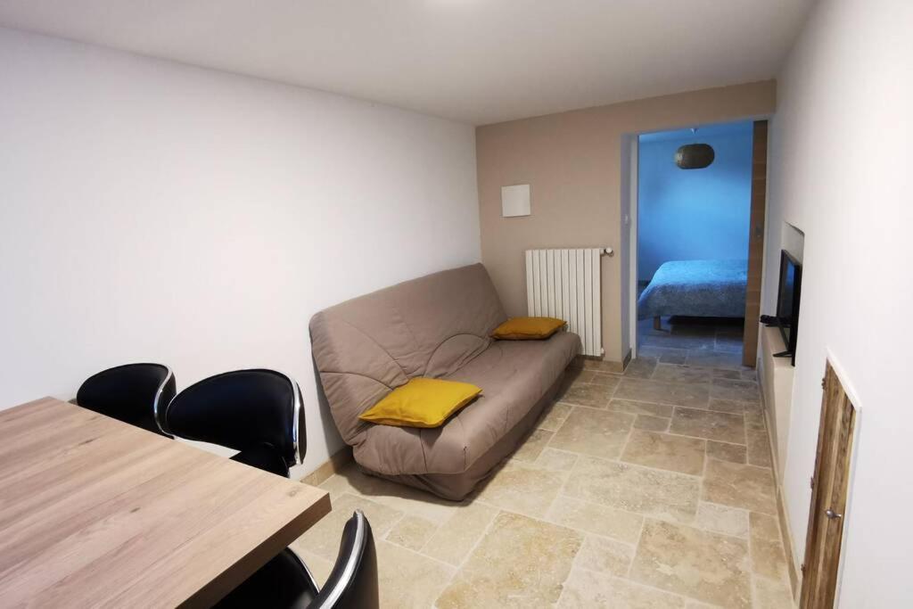 La Casita Lägenhet Saint-Étienne-du-Grès Exteriör bild
